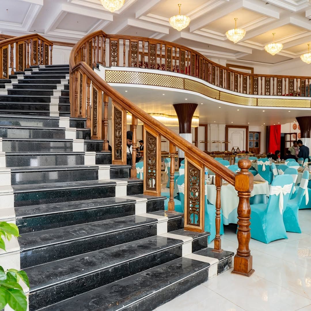 Queens Palace, view 3