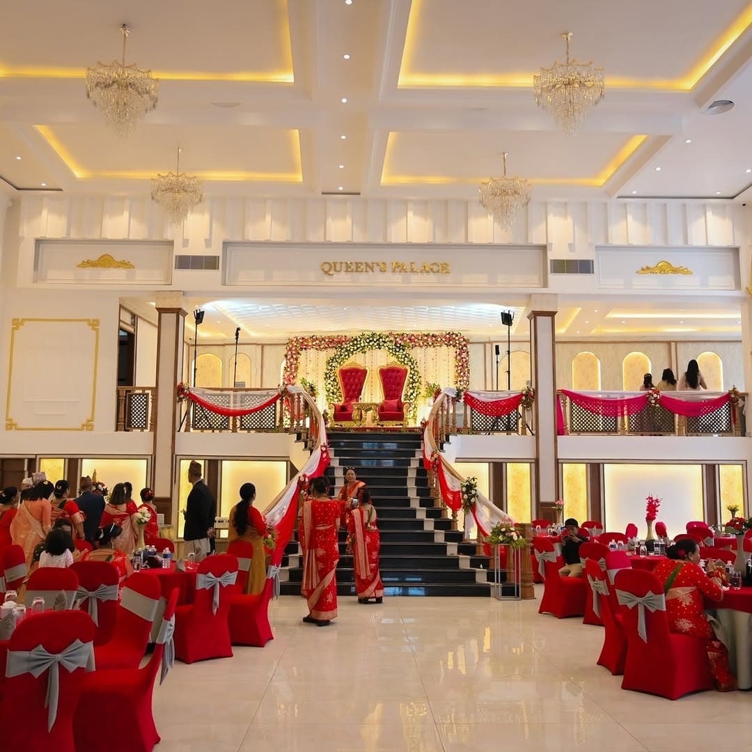 Queens Palace, view 5